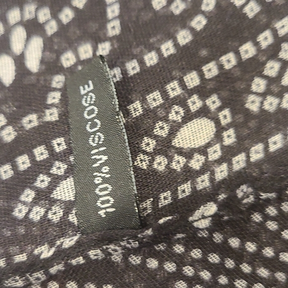 Scarf 100% Viscose rusty brown, blk and white - Picture 5 of 7